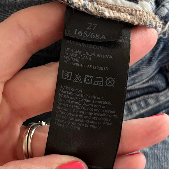 ALLSAINTS Jeans Women's 27 Serene Cropped Kick Flare Distressed Raw Hem - Picture 9 of 10